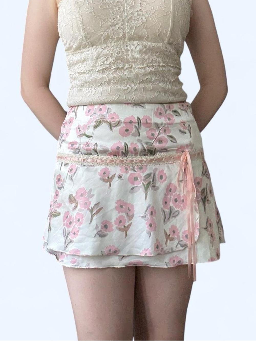 Bailey Rose Tiya Lace Trim Mini Skirt Floral Pink - Picture 3 of 4